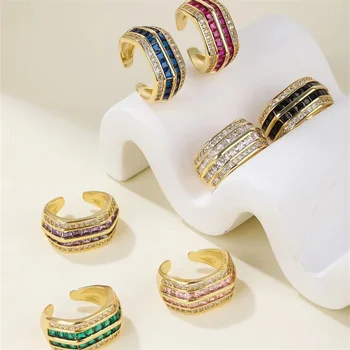 2023 Divat Luxus Elegáns Kristály CZ Nők Férfiak Gyűrűk Piros, Zöld, Cirkónia Esküvői Gyűrű Menyasszony Ékszer Ajándék