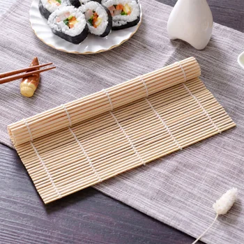 Konyha Sushi Roller Eszköz Bambusz tapadásmentes Rolling Mat Négyzet Alakú DIY Rizs Tappancsokat Bambusz Szőnyeg Japán Stílusú Szakács Tartozékok