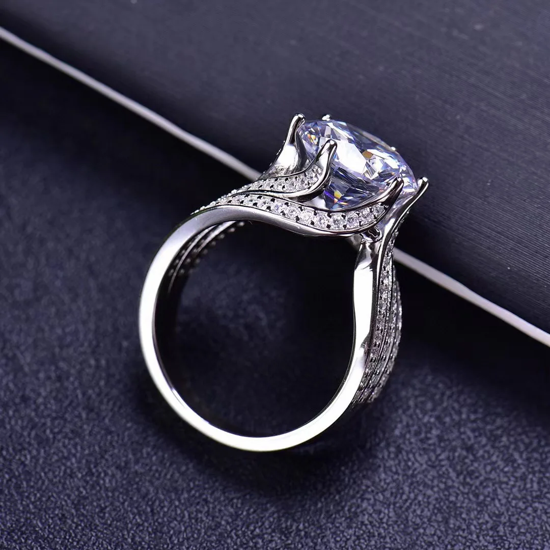 Három Luxus Sor Teljesen Fúrt Vonalak Gyűrűk Női Divat Intarziás 5 Karátos Galamb Tojás Cirkon Esküvő, Eljegyzés, Ékszerek